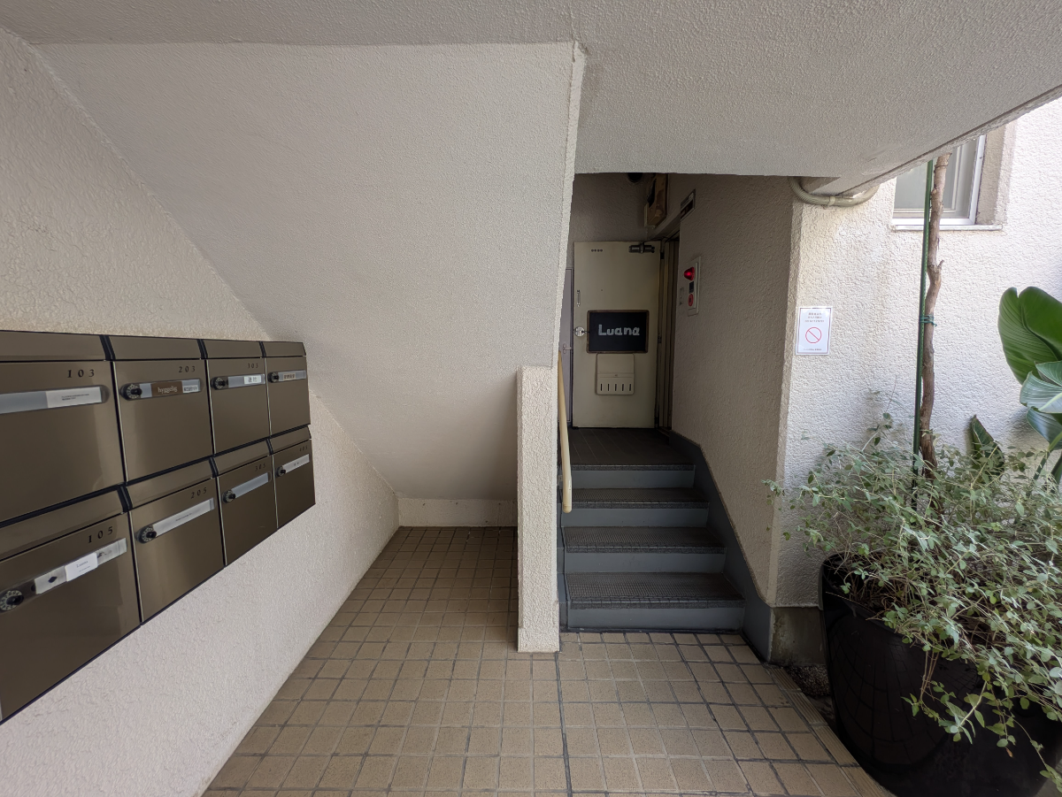 v20251012150813/fresh/building/J00100371066_10