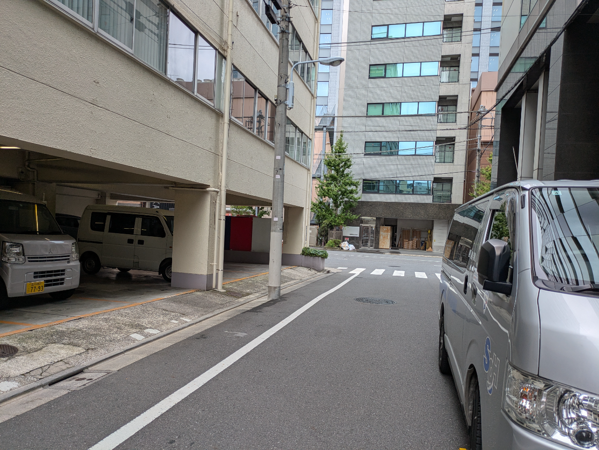 v20251012150813/fresh/building/J00100371985_15