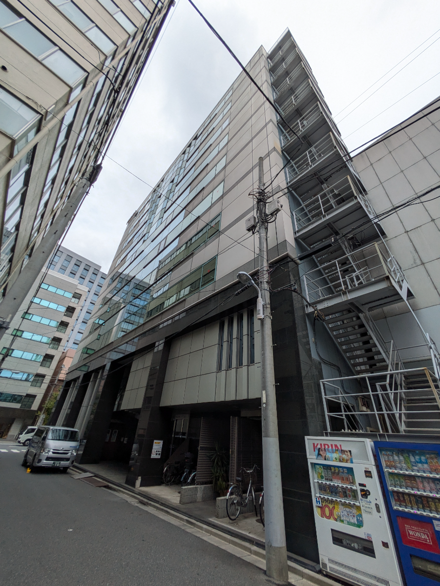 v20251012150813/fresh/building/J00100371985_9
