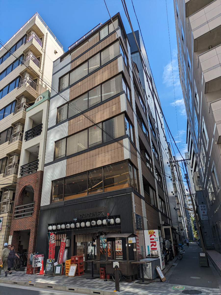 v20251012150813/fresh/building/J00100374221_6
