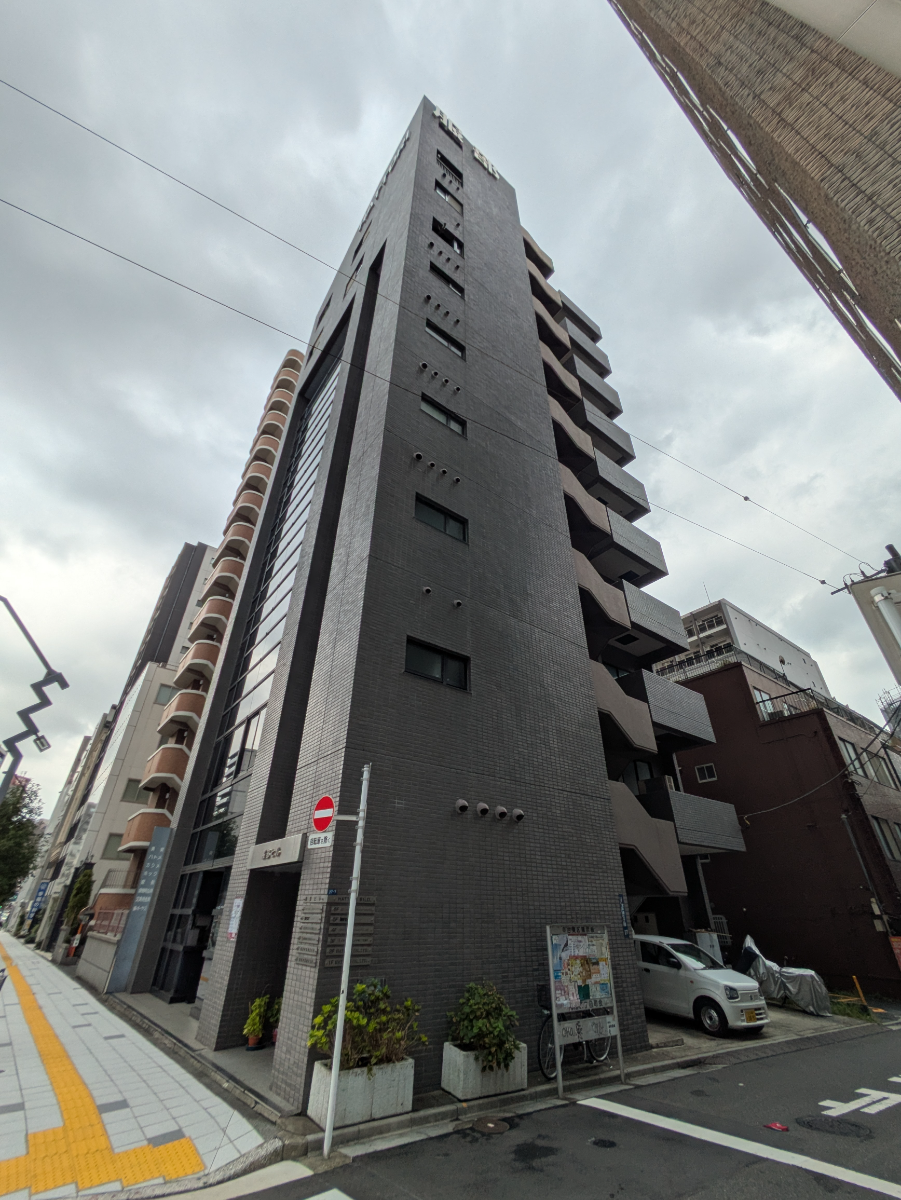 v20251012150813/fresh/building/J00100379329_9