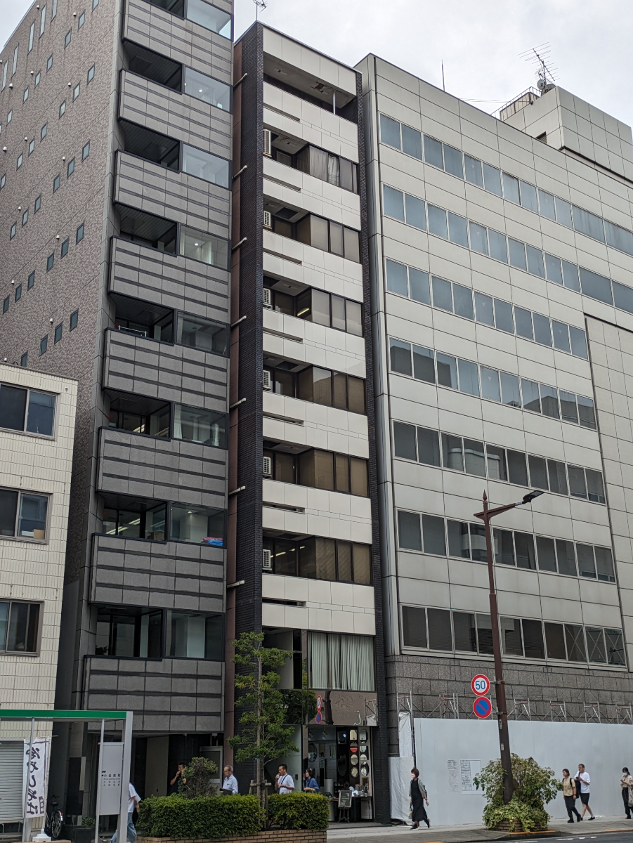 v20251012150813/fresh/building/J00100380247_5