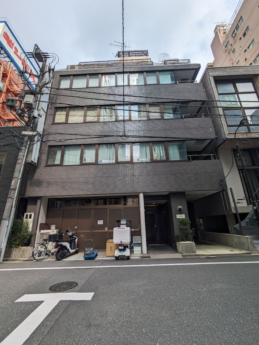 v20251012150813/fresh/building/J00100381847_6