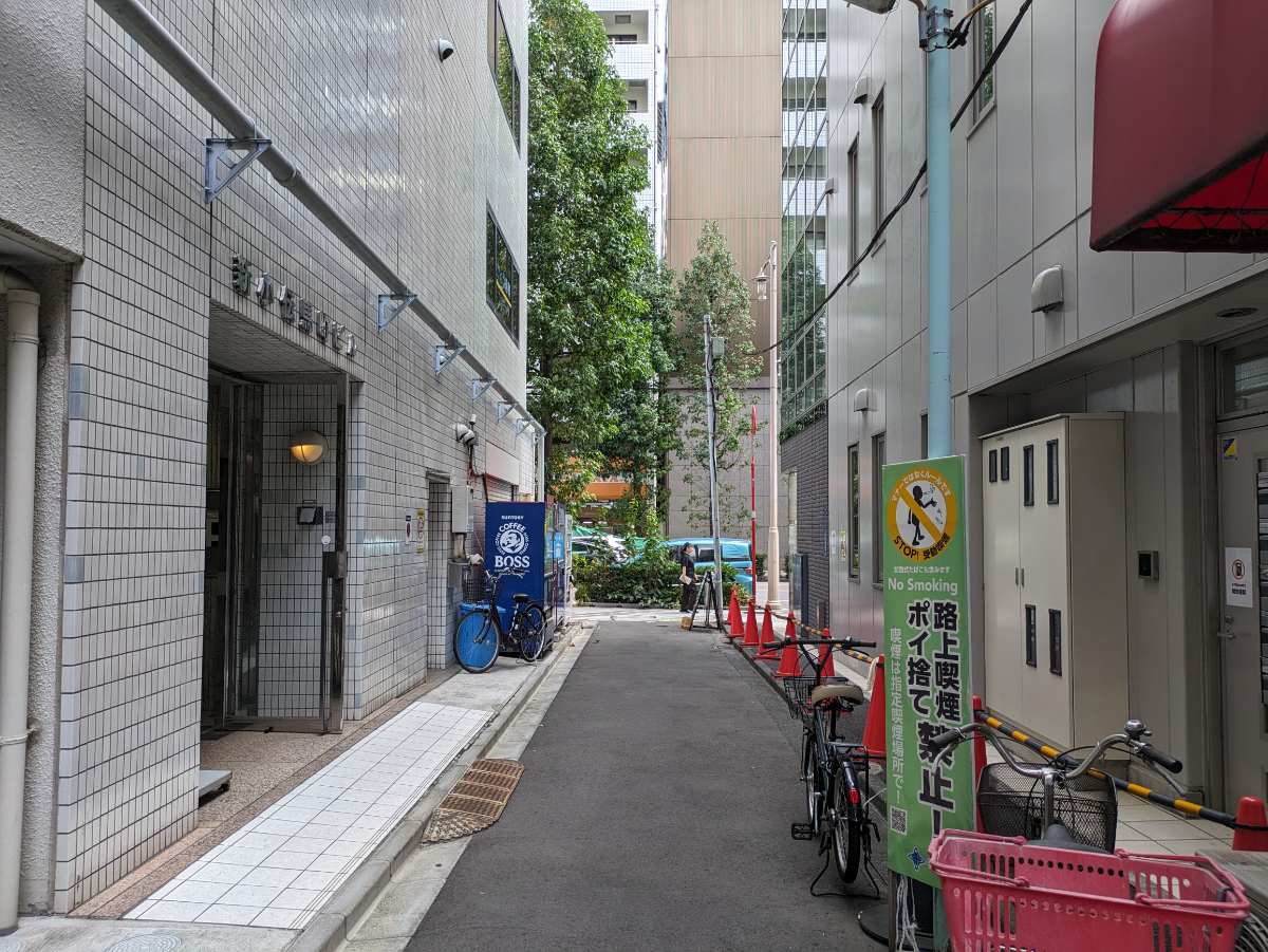 v20251012150813/fresh/building/J00100382890_13