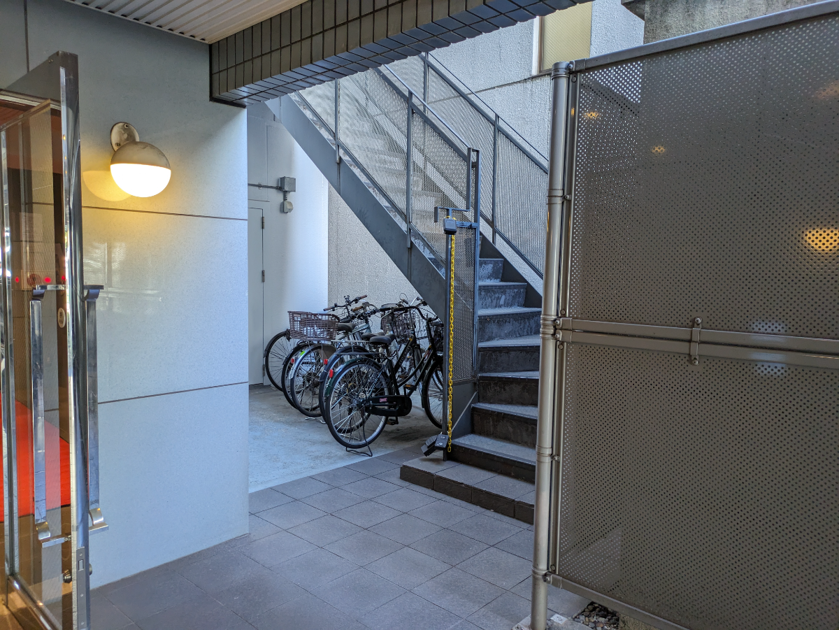 v20251012150813/fresh/building/J00100382891_14