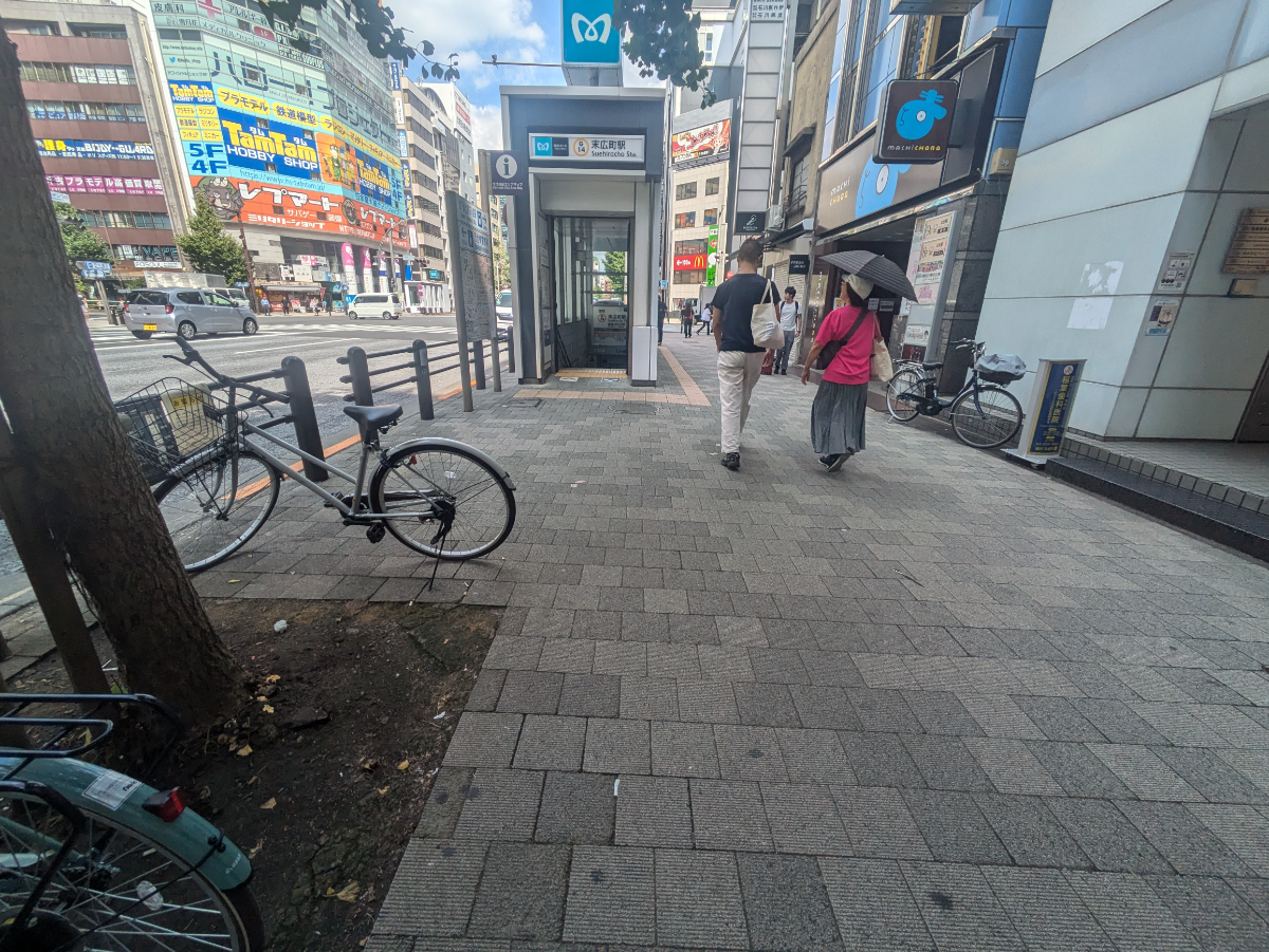 v20251012150813/fresh/building/J00100382992_2