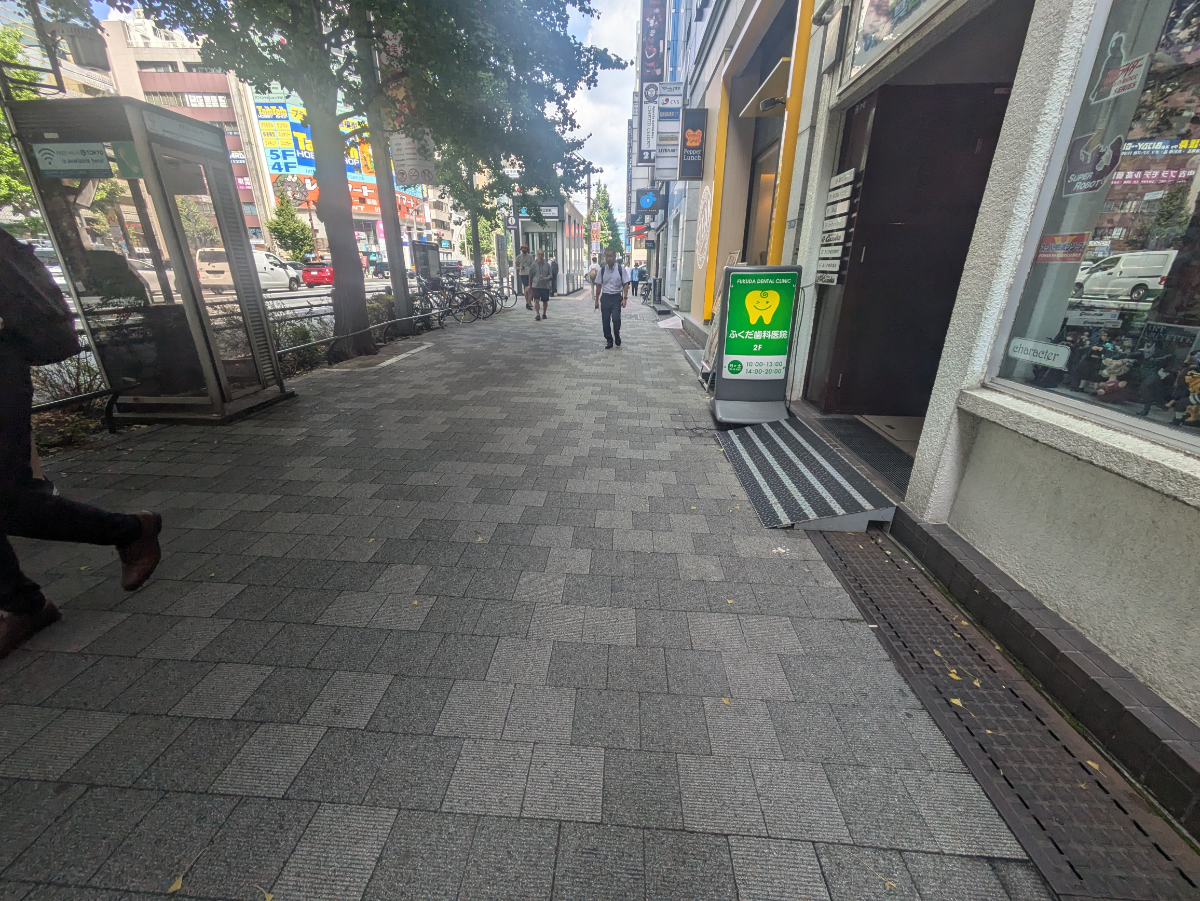 v20251012150813/fresh/building/J00100382993_14