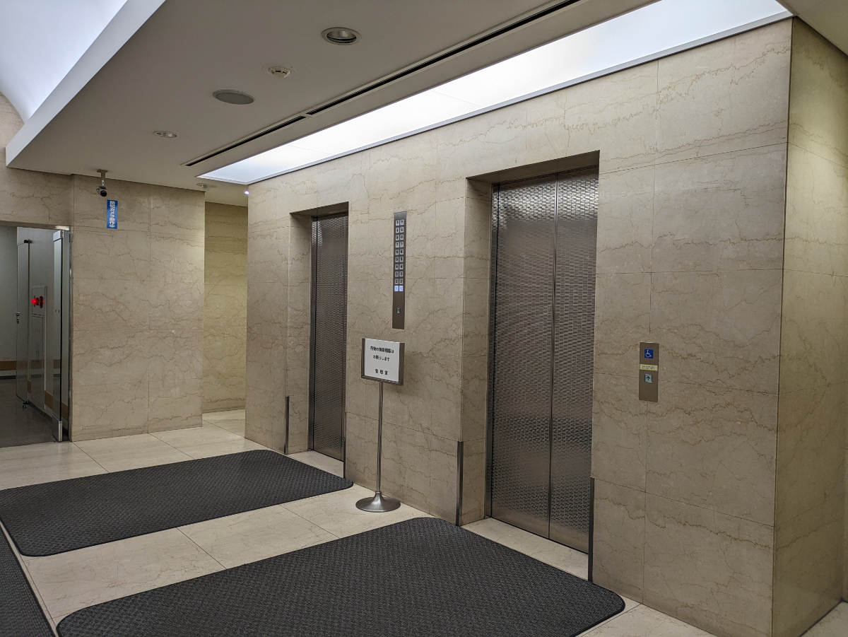 v20251012150813/fresh/building/J00100385401_4