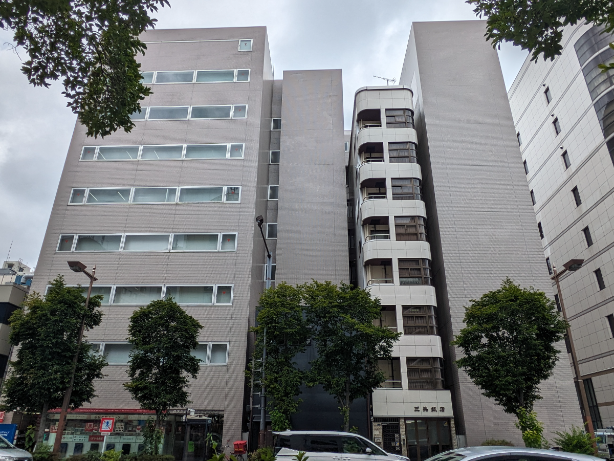 v20251012150813/fresh/building/J00100385401_6