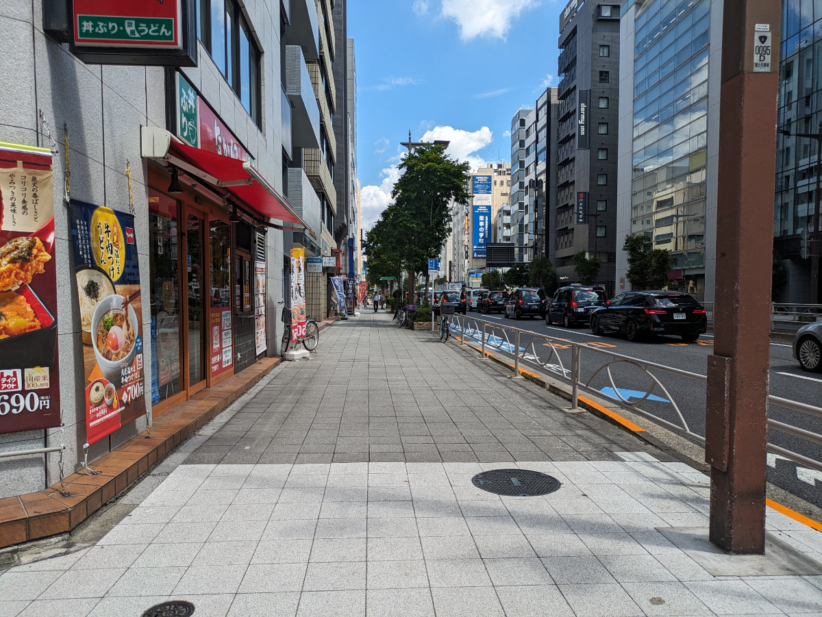 v20251012150813/fresh/building/J00100389435_15