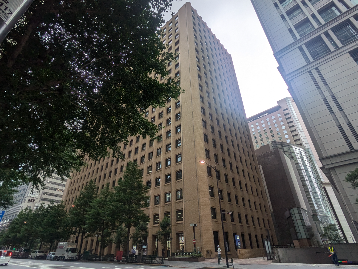 v20251012150813/fresh/building/J00100390460_1