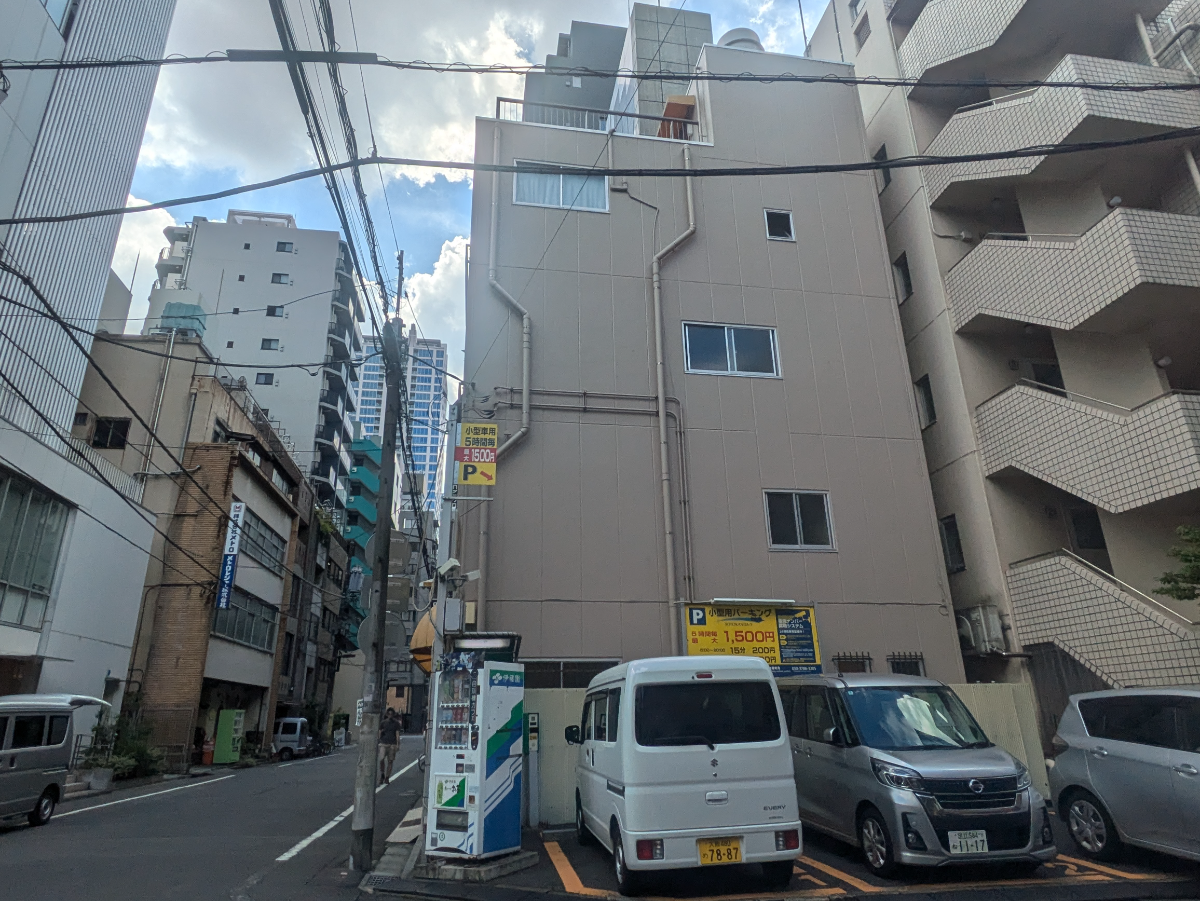 v20251012150813/fresh/building/J00100397972_6