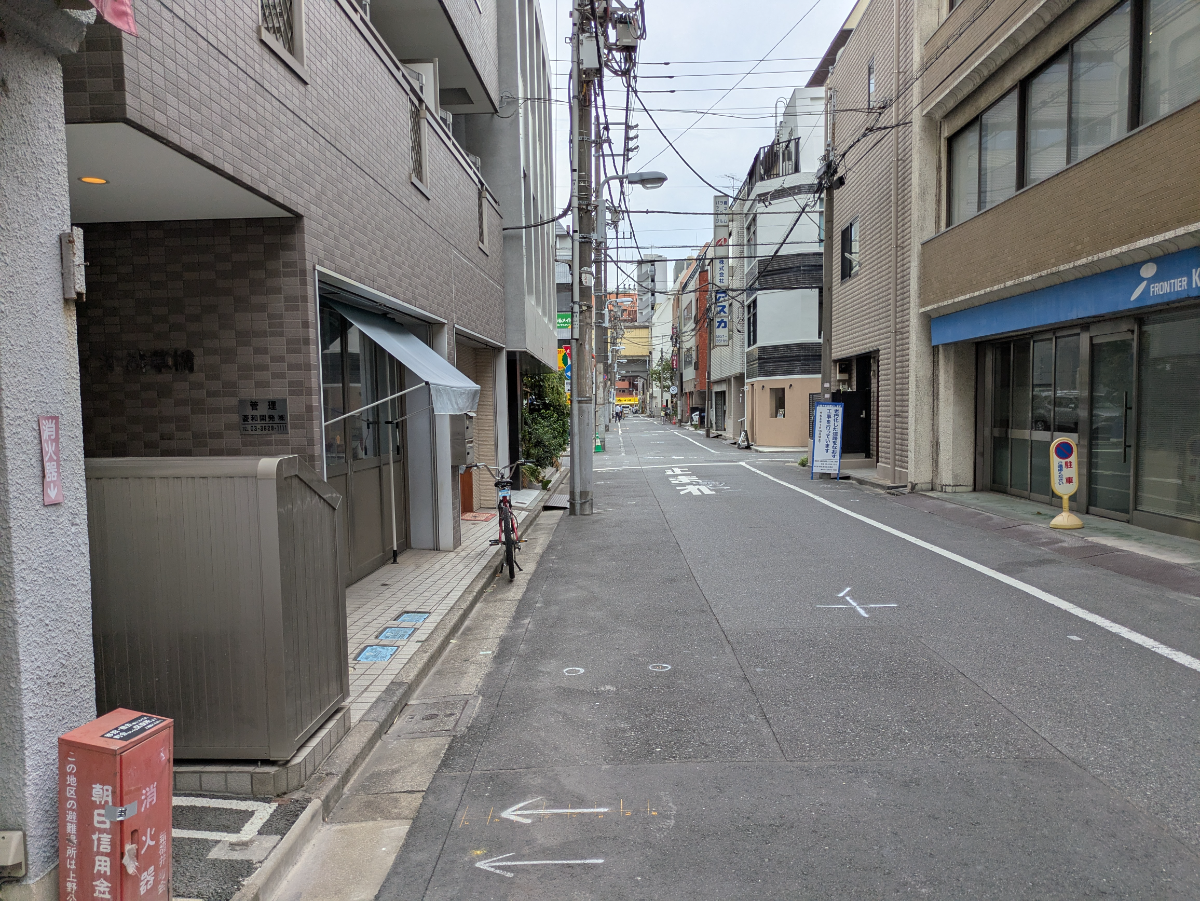 v20251012150813/fresh/building/J00100401653_2