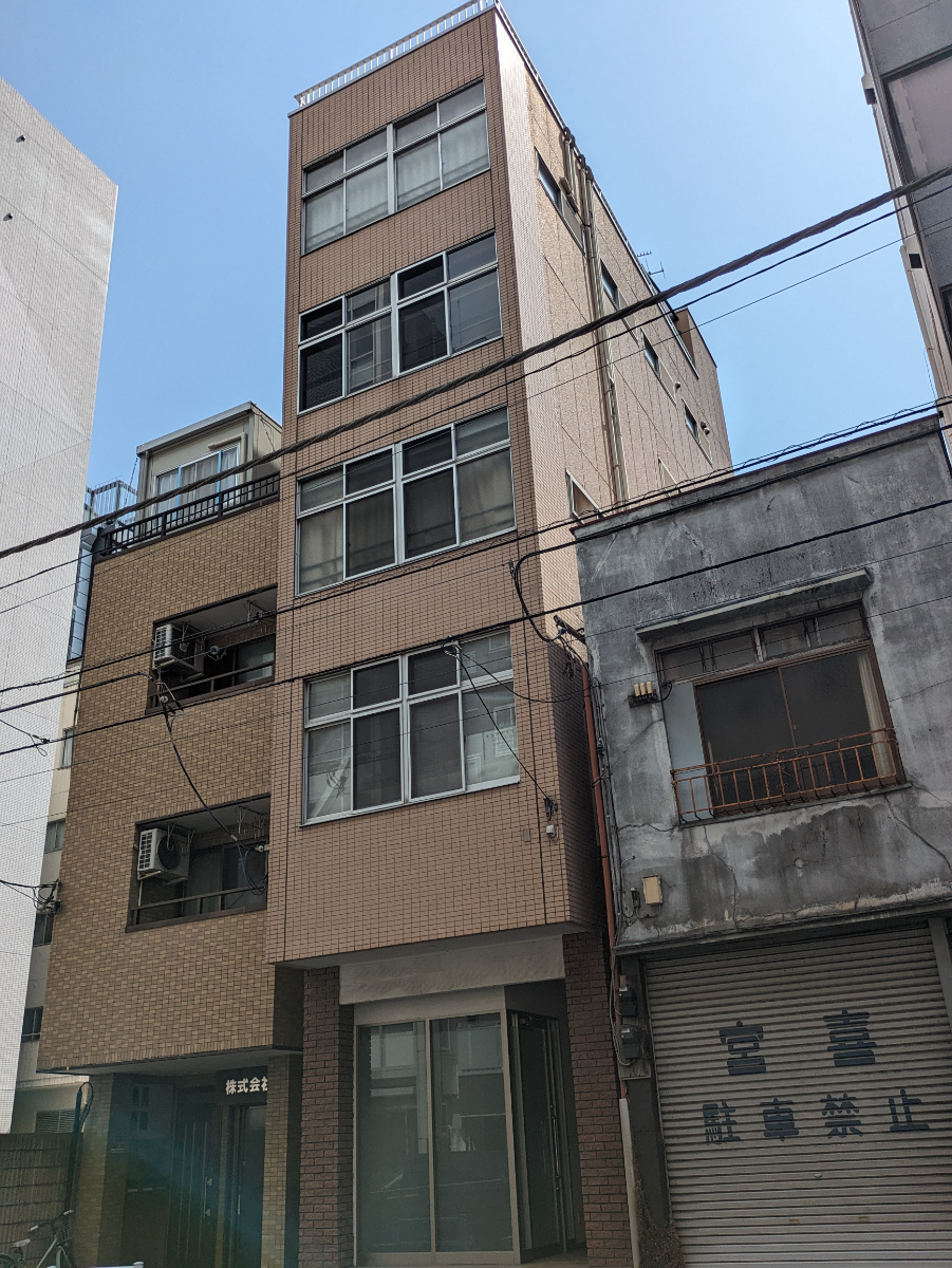 v20251012150813/fresh/building/J00100415092_6