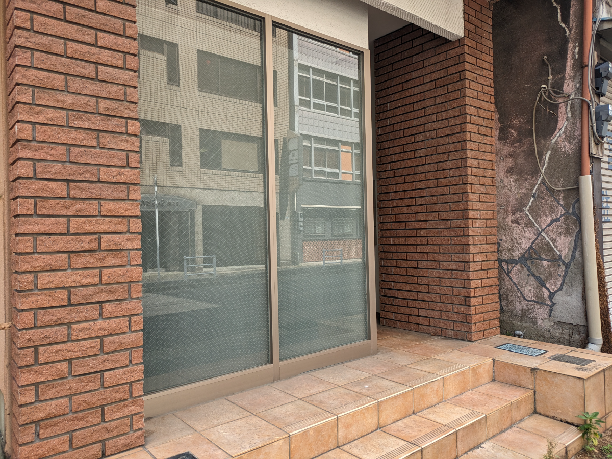 v20251012150813/fresh/building/J00100415092_8