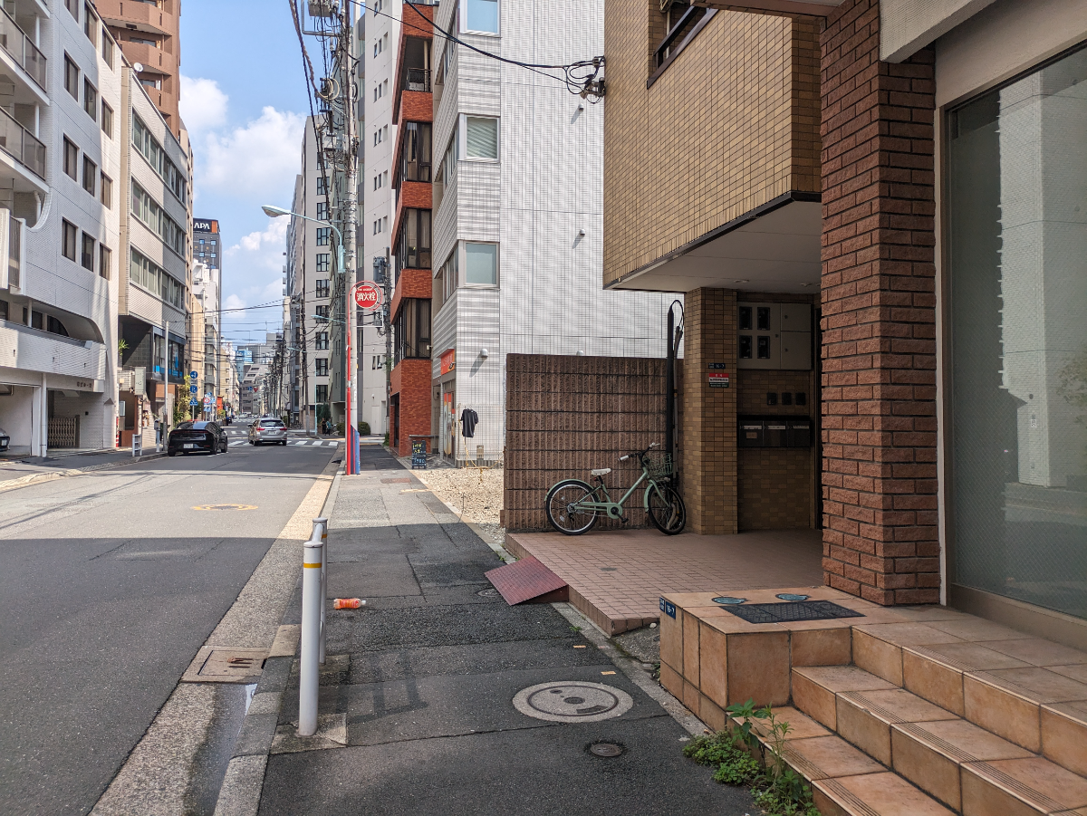 v20251012150813/fresh/building/J00100415092_9