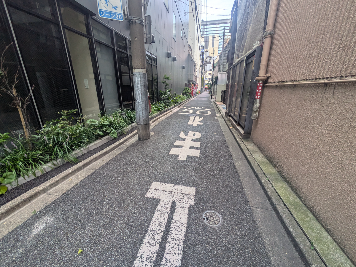 v20251012150813/fresh/building/J00100609499_14