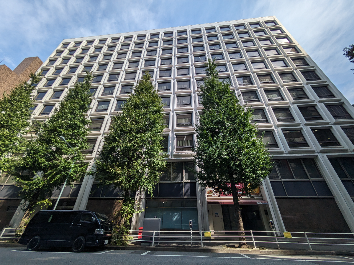 v20251013150705/fresh/building/J00100357323_7