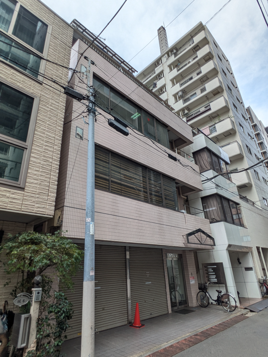 v20251013150705/fresh/building/J00100359699_7