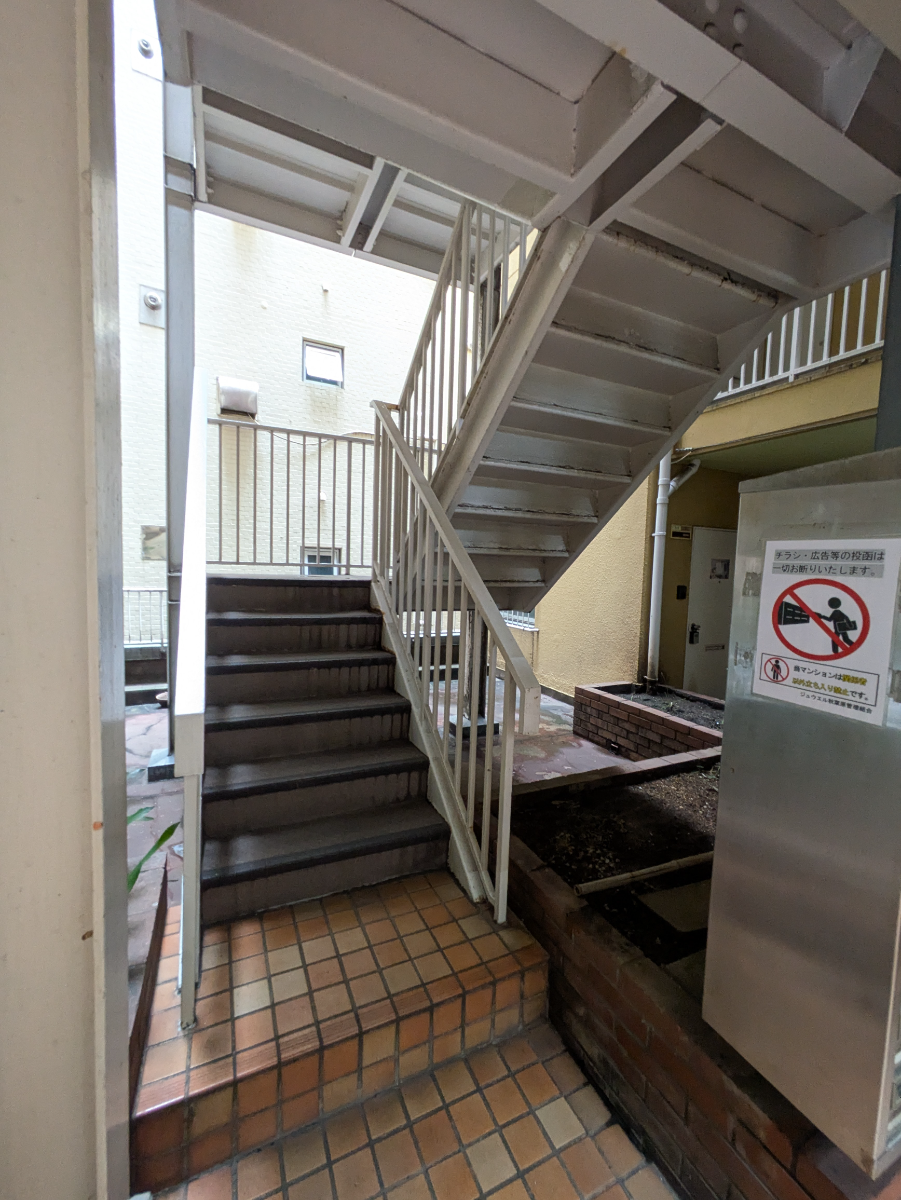 v20251013150705/fresh/building/J00100366963_13