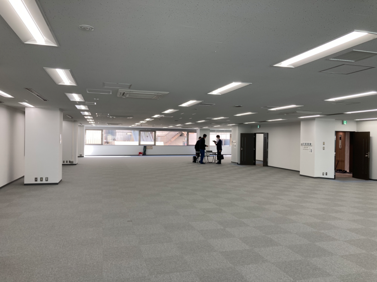 v20251013150705/fresh/building/J00100371489_15