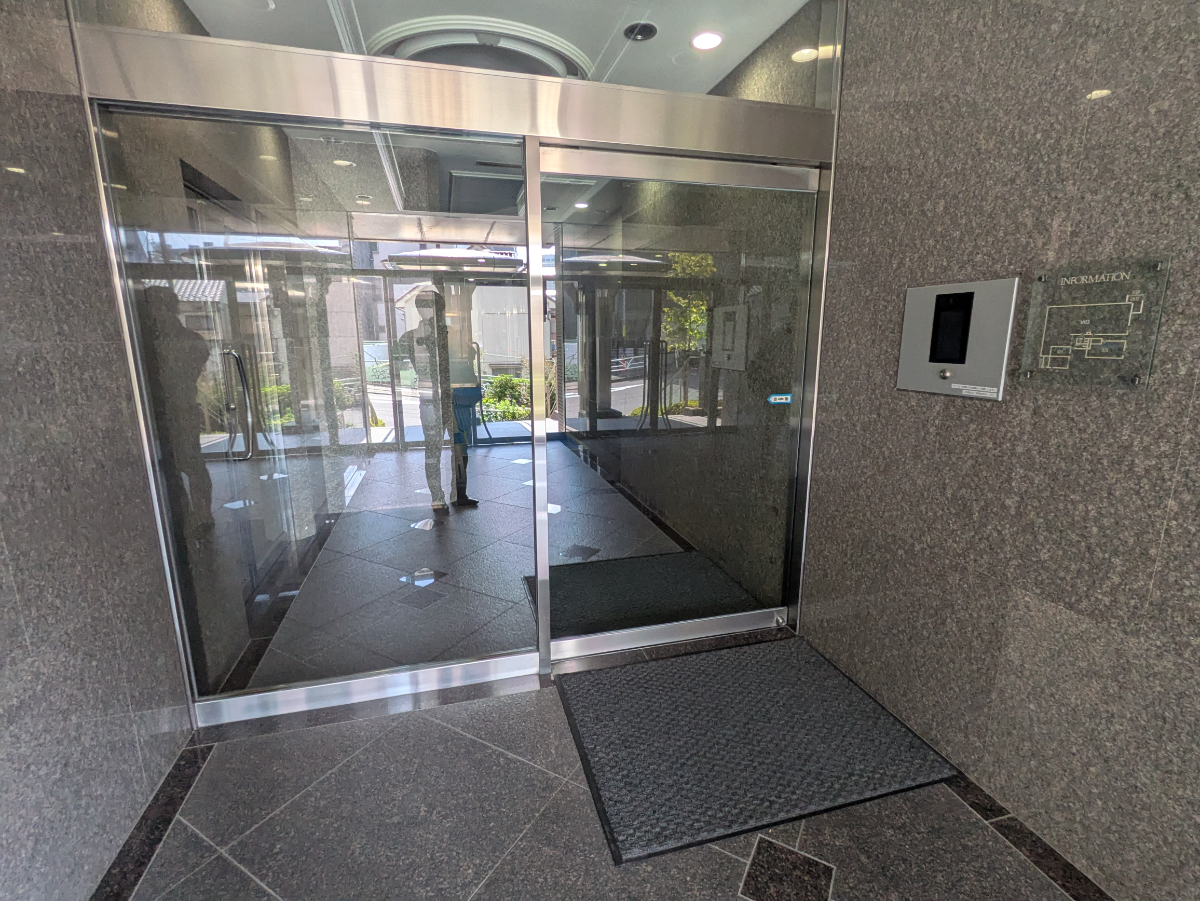 v20251013150705/fresh/building/J00100373129_3