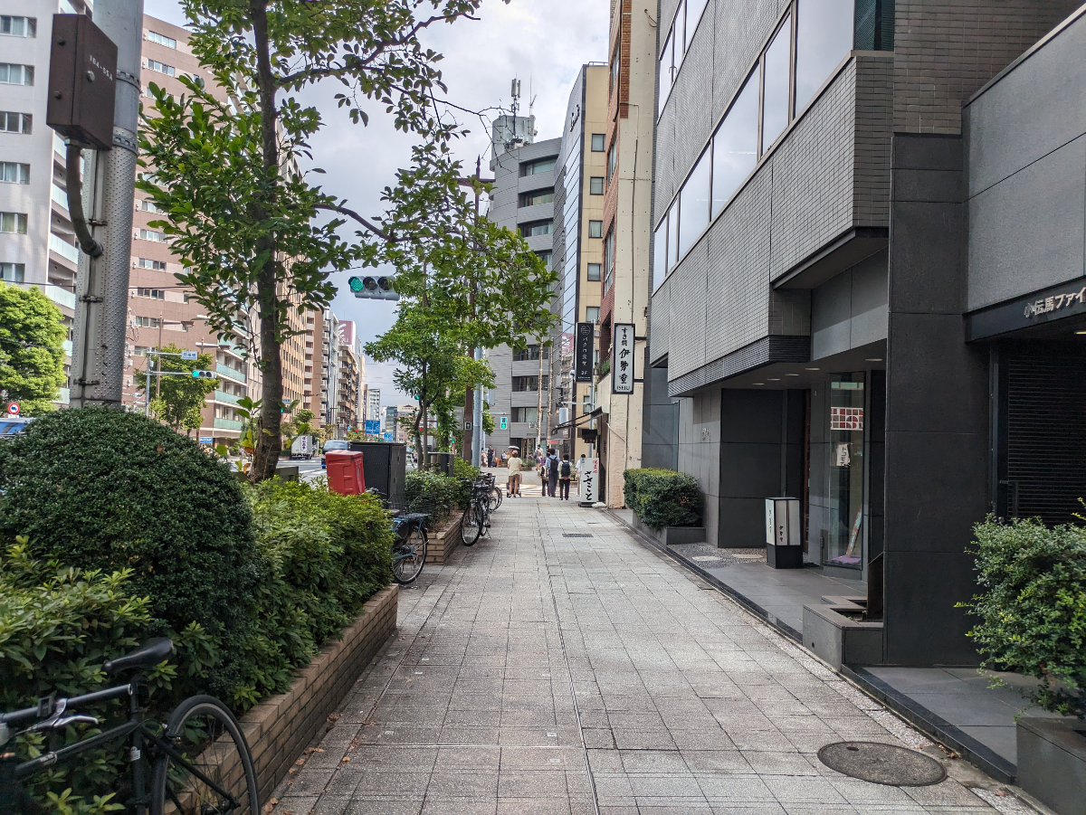 v20251013150705/fresh/building/J00100375585_2