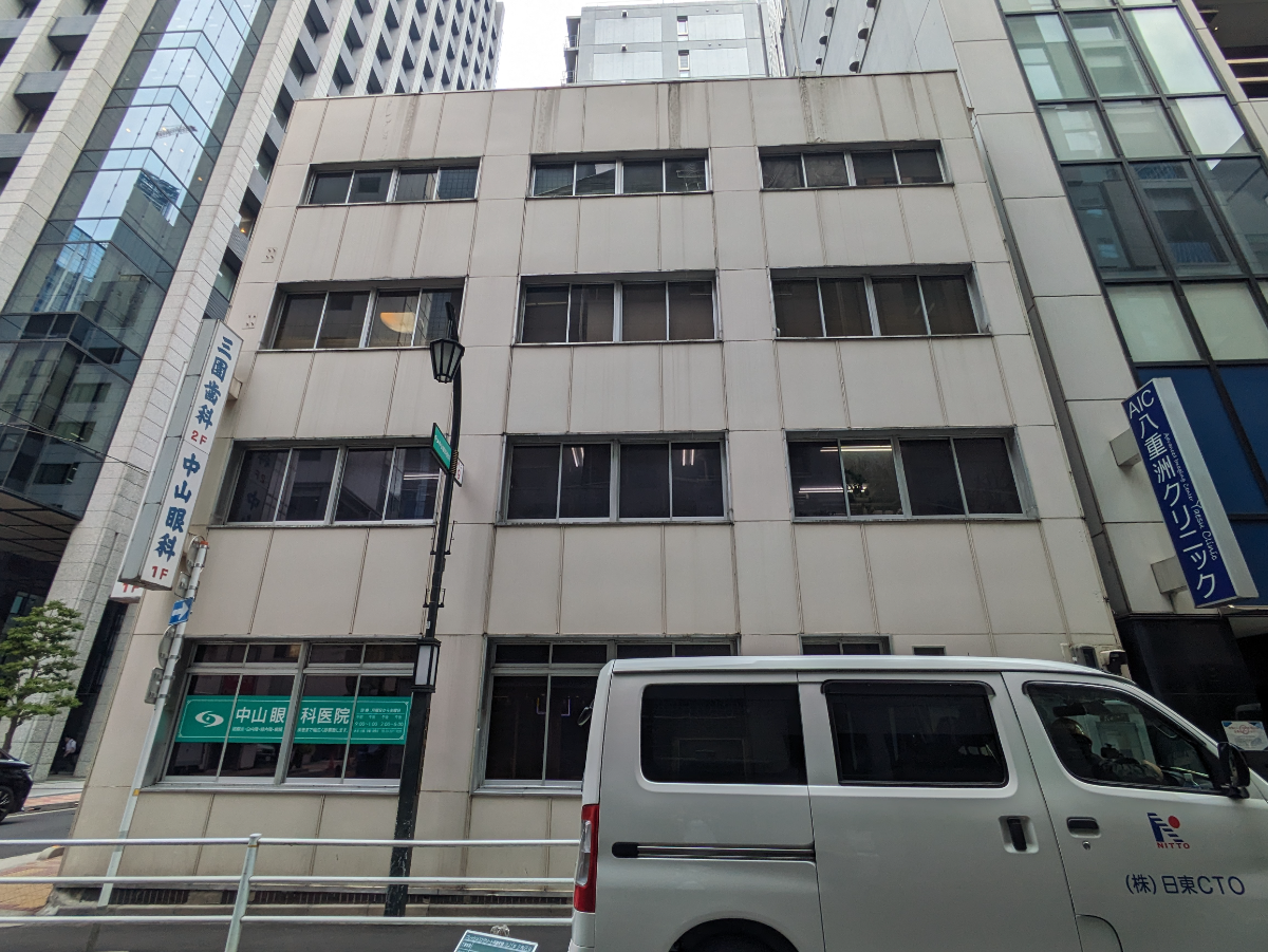 v20251013150705/fresh/building/J00100375957_7