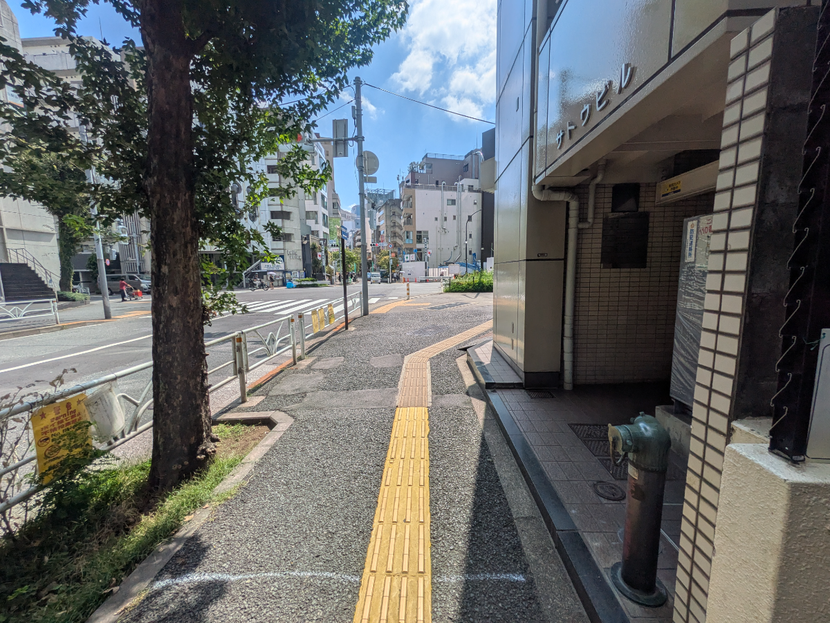 v20251013150705/fresh/building/J00100377891_15