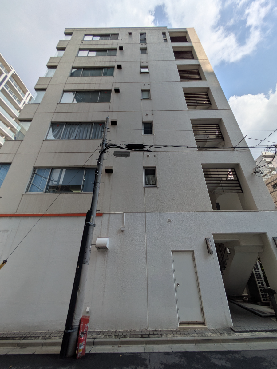 v20251013150705/fresh/building/J00100379211_10