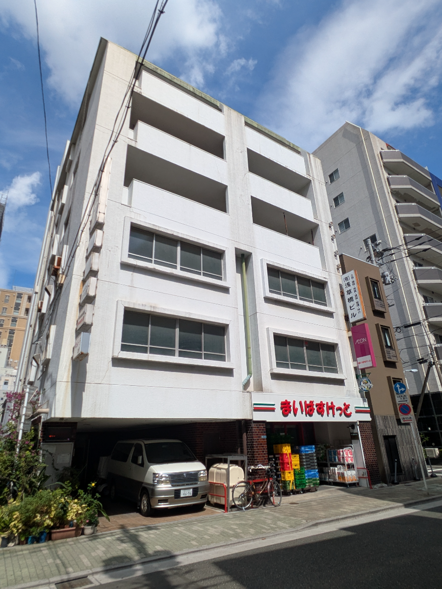 v20251013150705/fresh/building/J00100379214_8