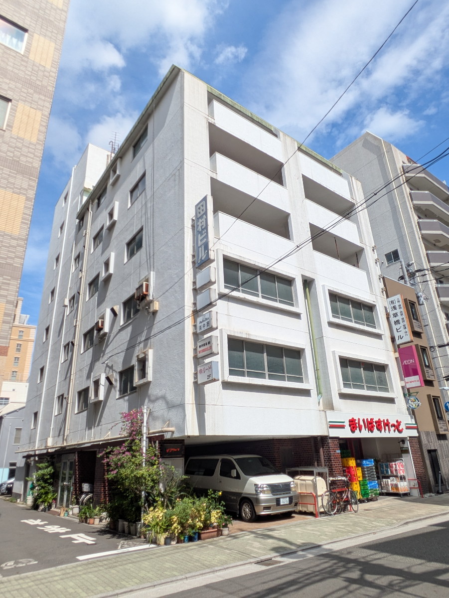 v20251013150705/fresh/building/J00100379214_9