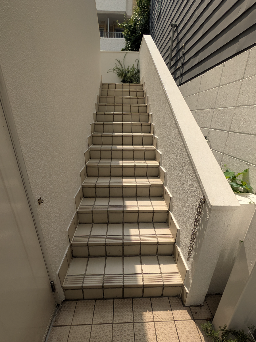 v20251013150705/fresh/building/J00100381169_4
