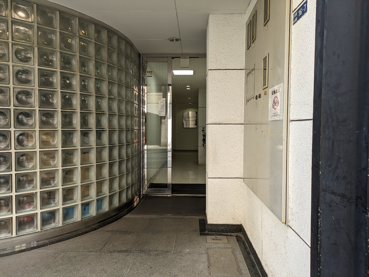 v20251013150705/fresh/building/J00100382903_3