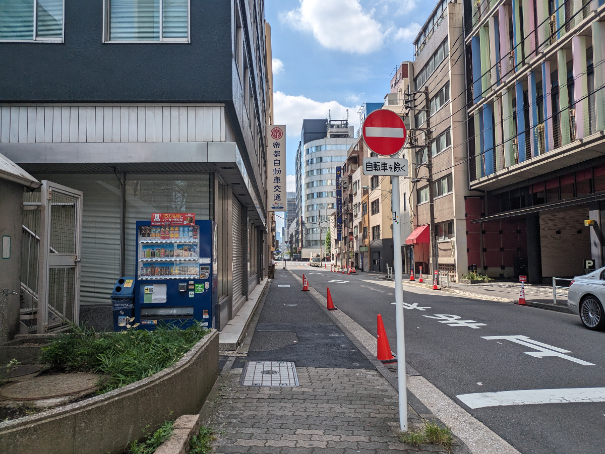 v20251013150705/fresh/building/J00100385682_8