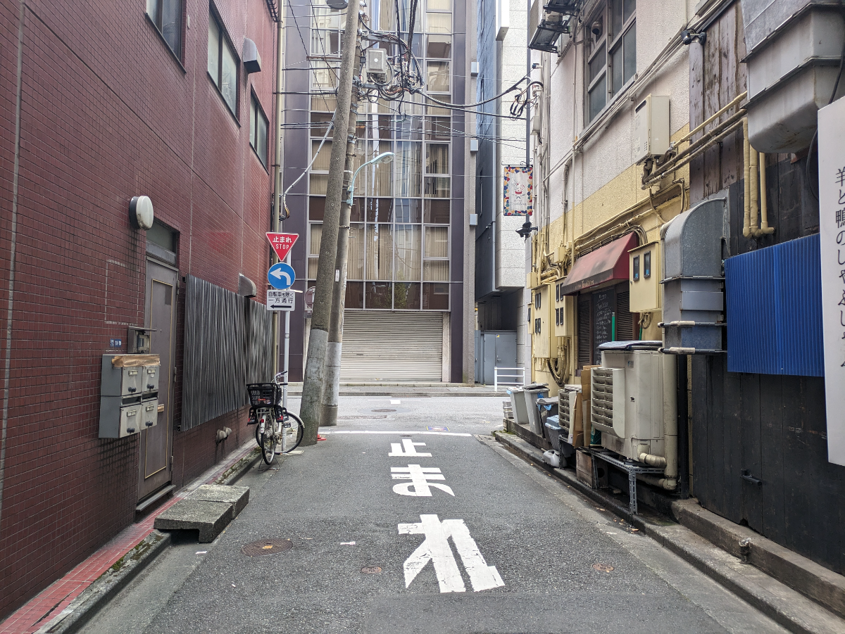 v20251013150705/fresh/building/J00100385689_14