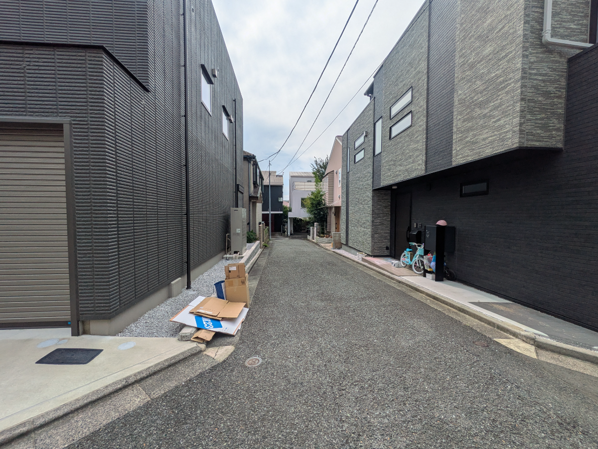 v20251013150705/fresh/building/J00100396545_7