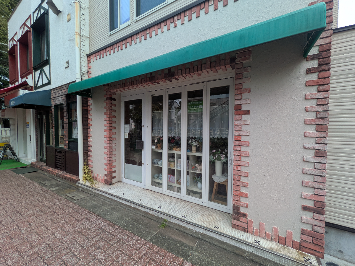 v20251013150705/fresh/building/J00100401627_10