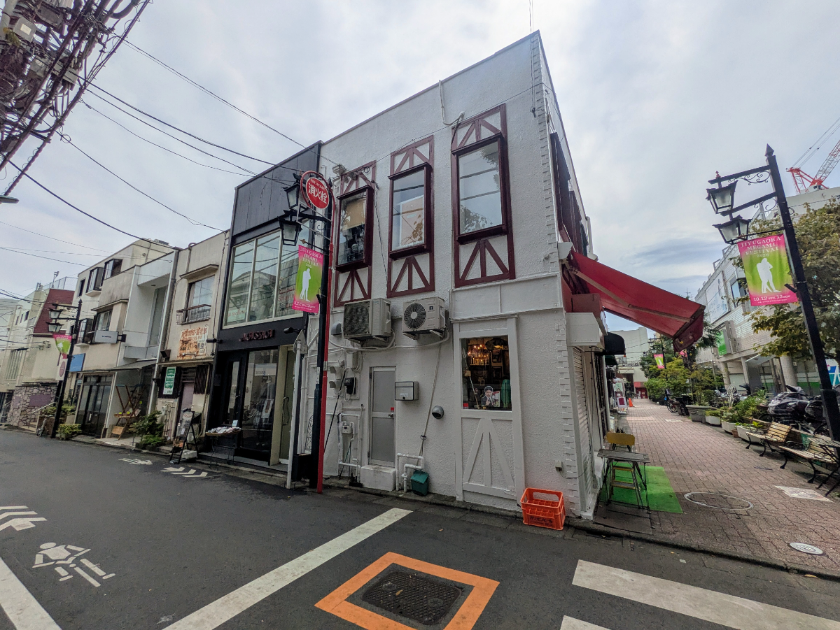 v20251013150705/fresh/building/J00100401627_6
