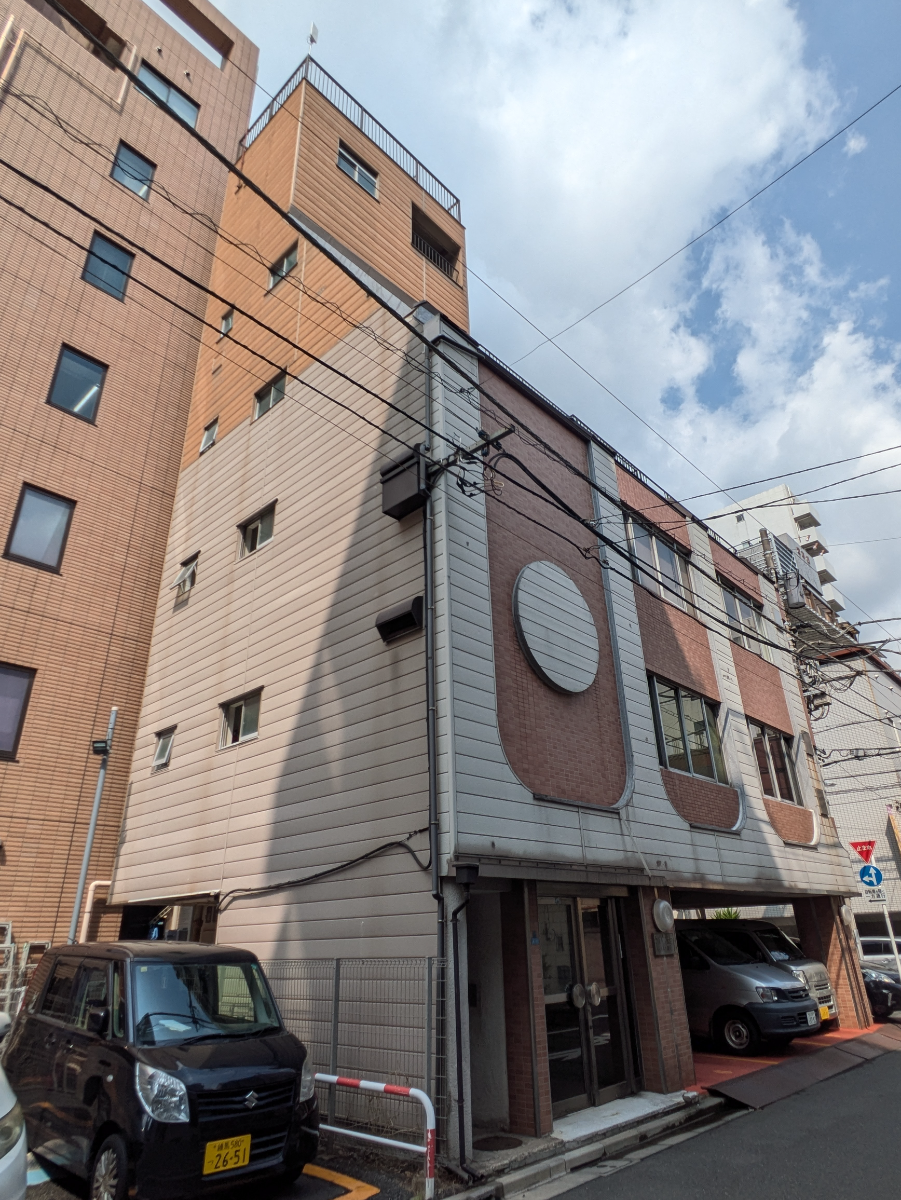 v20251013150705/fresh/building/J00100403984_10