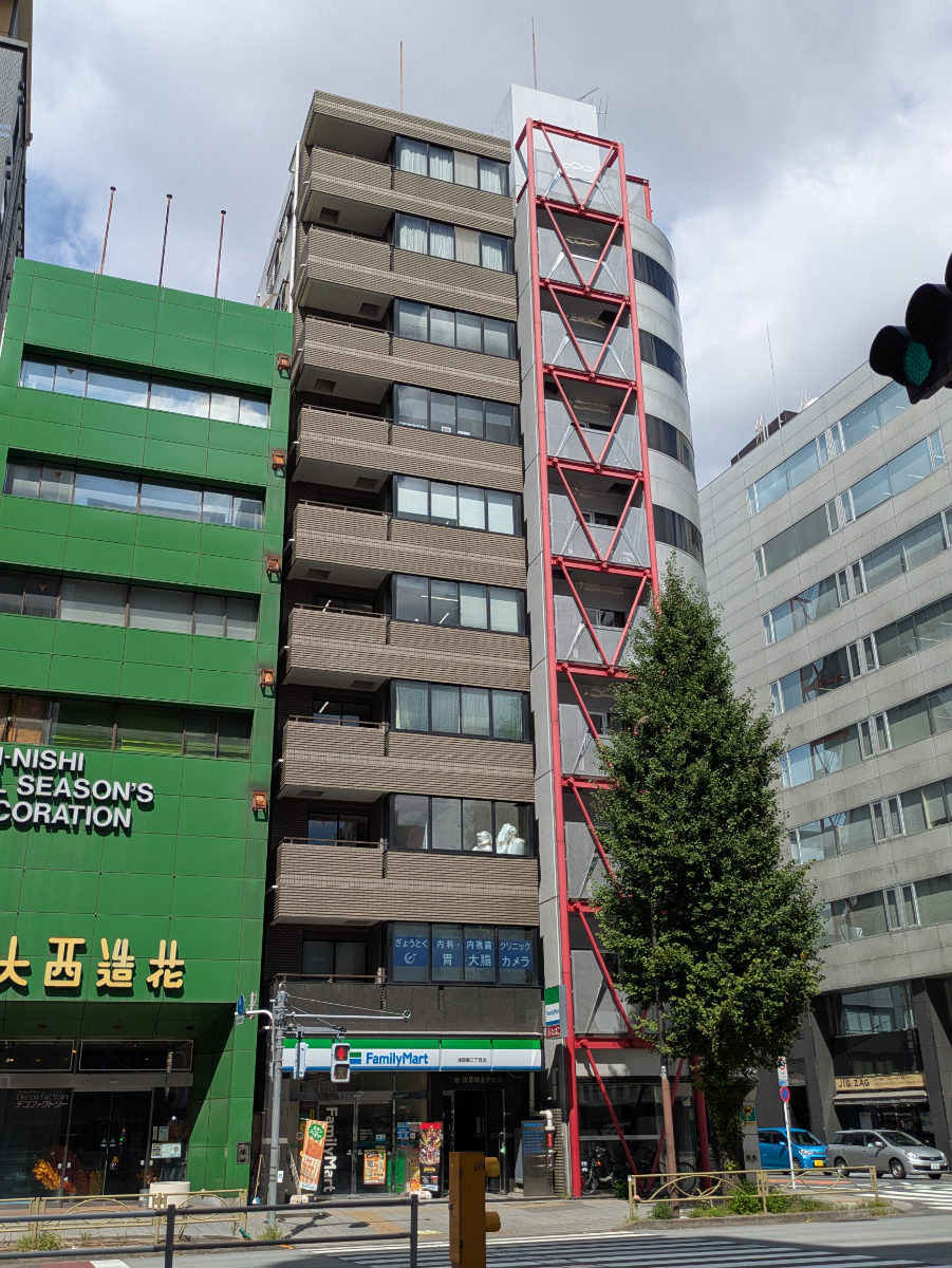 v20251013150705/fresh/building/J00100404958_6