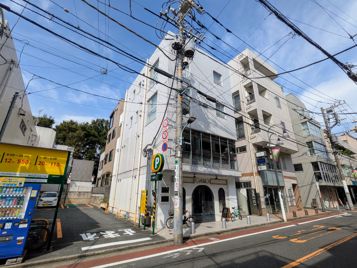 v20251013150705/fresh/building/J00100415917_5