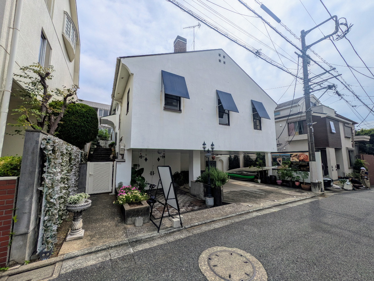v20251013150705/fresh/building/J00100417466_5