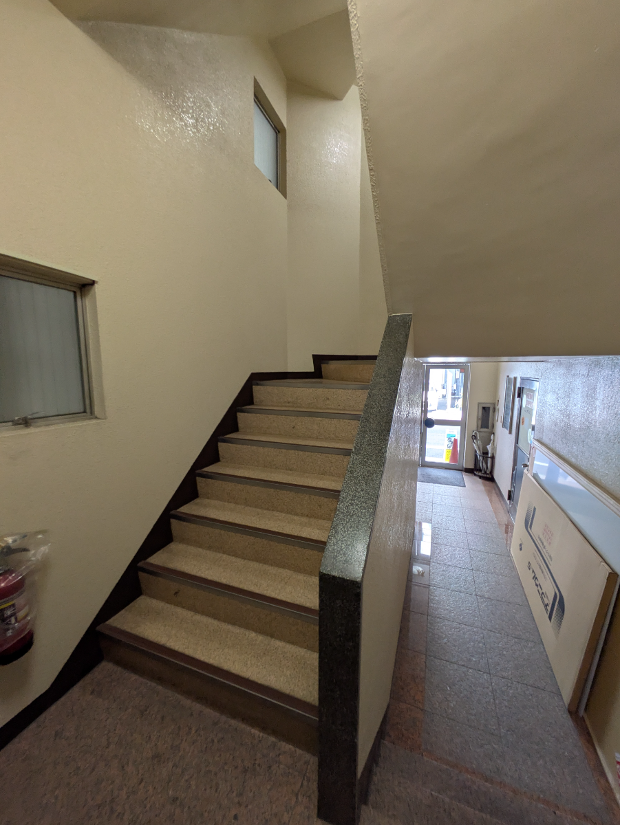 v20251013150705/fresh/building/J00100421530_13