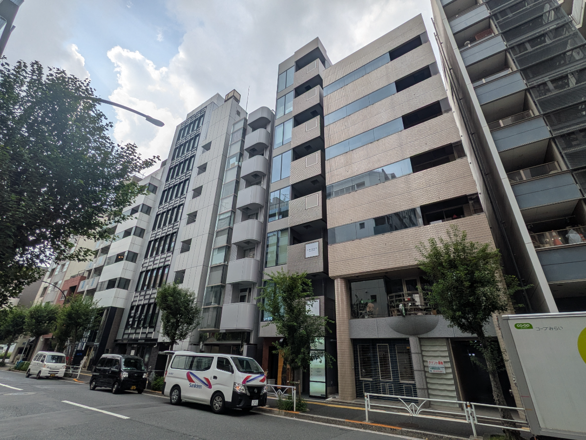 v20251013150705/fresh/building/J00100510504_7
