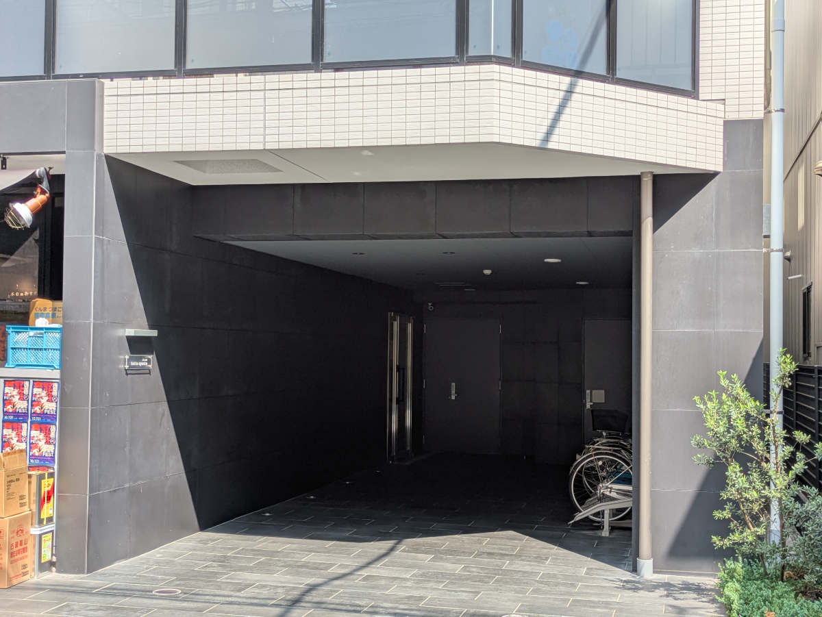 v20251013150705/fresh/building/J00100609345_3