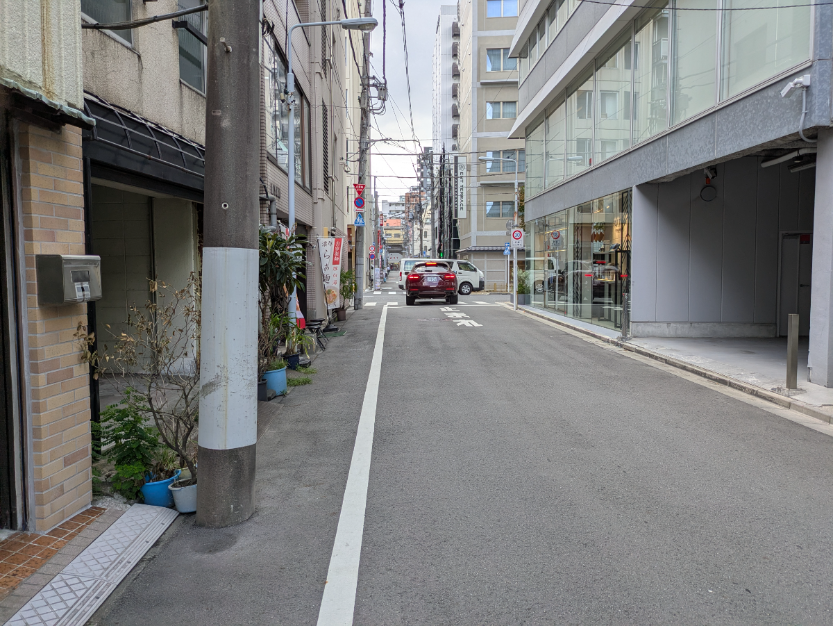v20251013150705/fresh/building/J00100633598_9