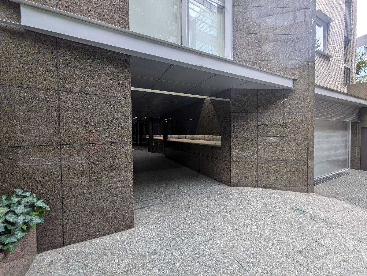 v20251014150838/fresh/building/J00100365987_3