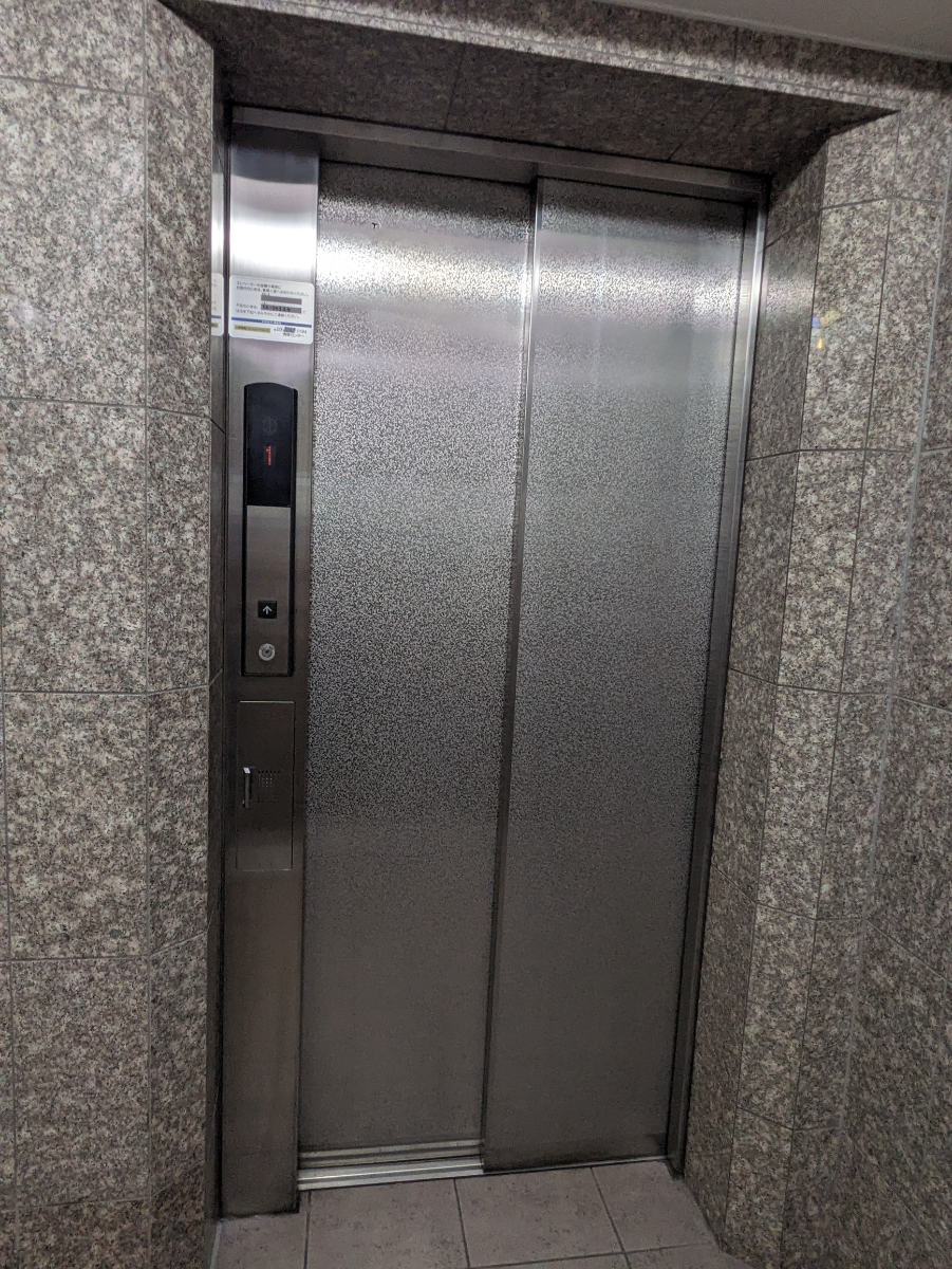 v20251014150838/fresh/building/J00100372315_4