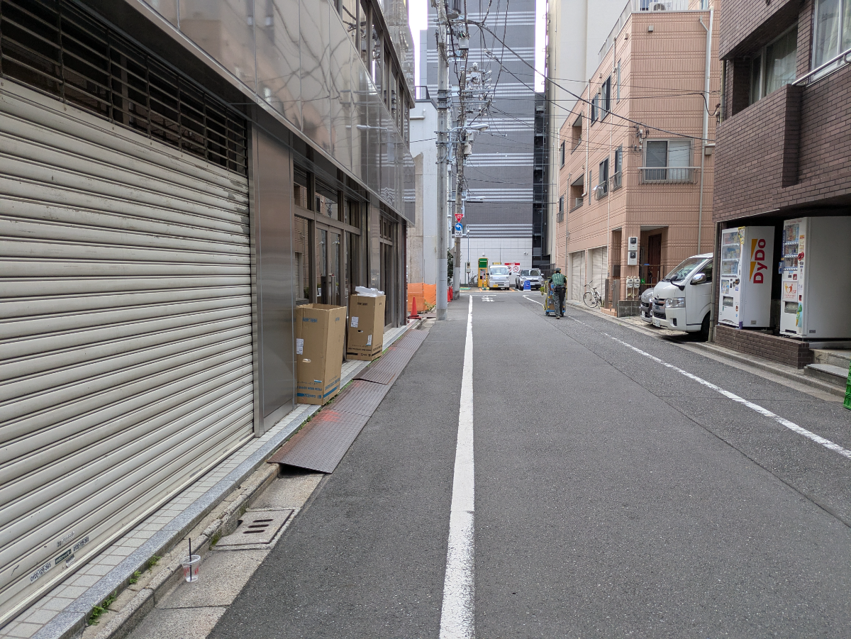 v20251014150838/fresh/building/J00100389084_2